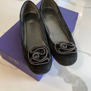 Stuart weitzman  black suede embellished ballet flats size 8.5